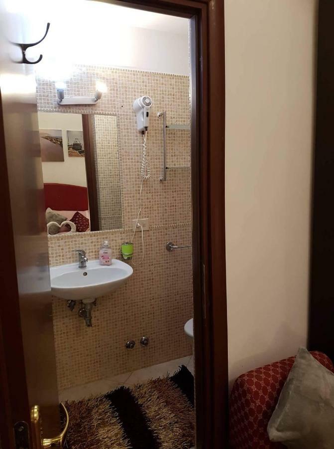 Affittacamere Sereno โรม ภายนอก รูปภาพ